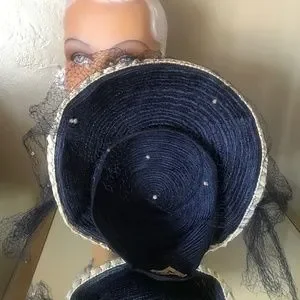STRIKING 1940s\' NAVY AND WHITE WIDE BRIM HAT WITH NAVY/WHITE DOTTED VEIL JULIAN | Accessories | Striking 94s Navy And White Wide Brim  main image 4